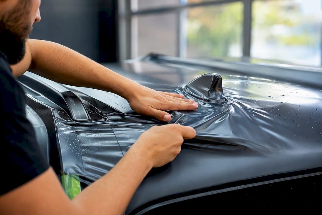 Roof Wrap Cost: $250–$1,800 by Vehicle Size and Roof Complexity
