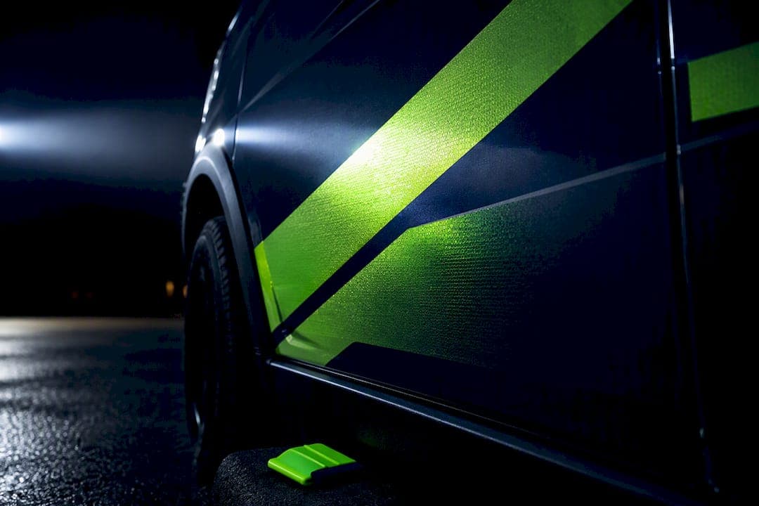 40% More Night Impressions: Installer Proven Reflective Fleet Graphics